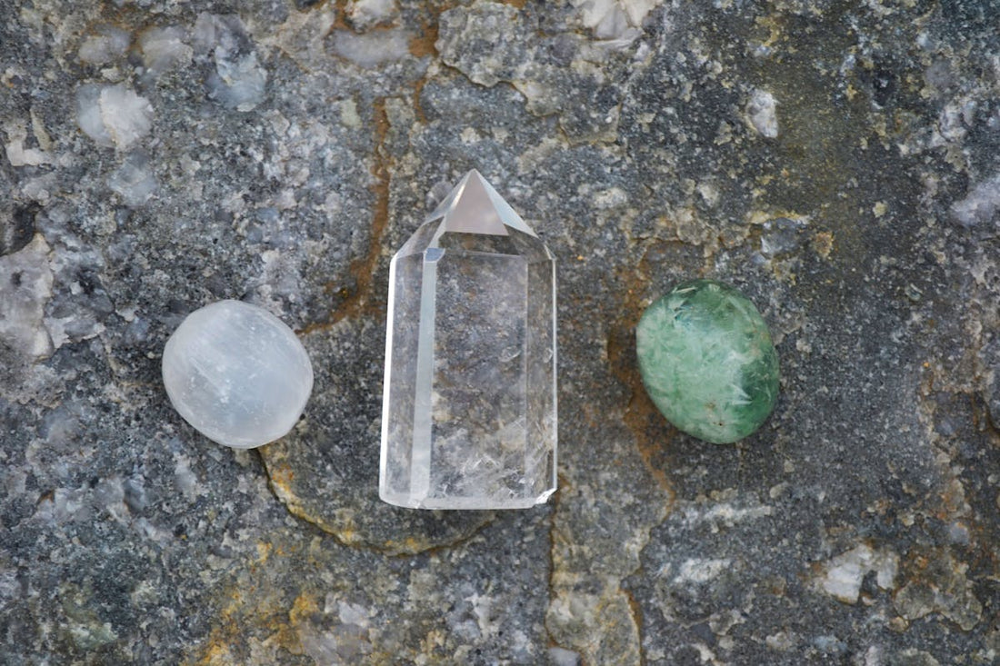 Cristaux verts et blancs de guérison naturels - vertus aventurine lithothérapie