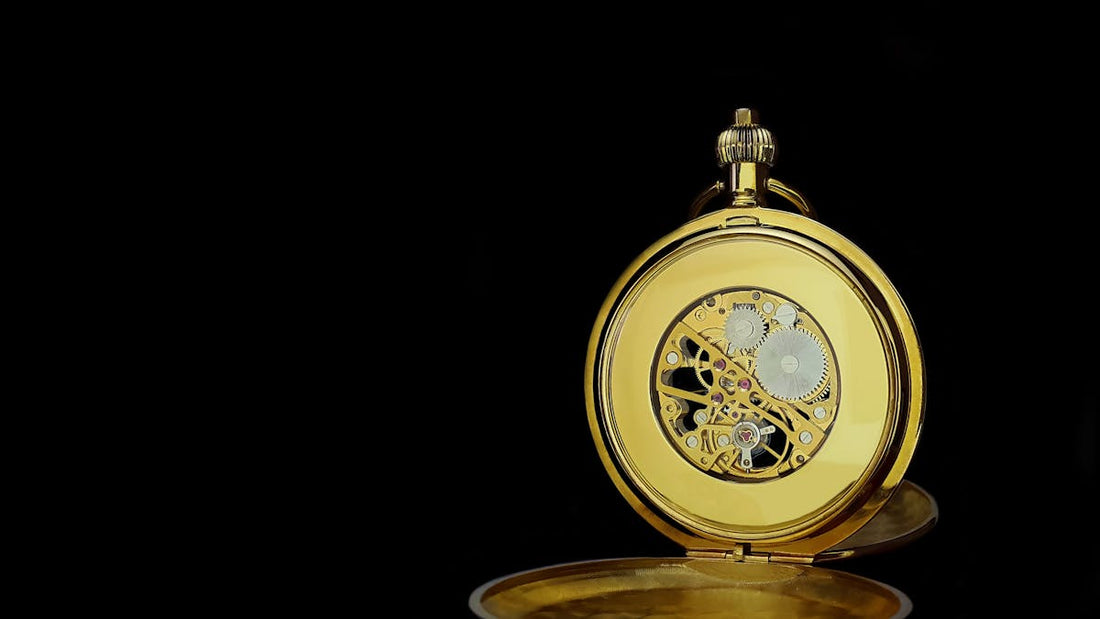 Heure miroir 12h12 signification et pierre cornaline | Source Sacrée