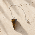 Pendule Radiesthesie - Oeil de Tigre — photographie produit premium