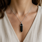 Pendentif Pointe - Onyx Noir — bijou porté