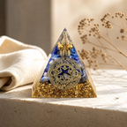 Pyramide Orgonite Arbre de Vie - Lapis-Lazuli — vue en situation