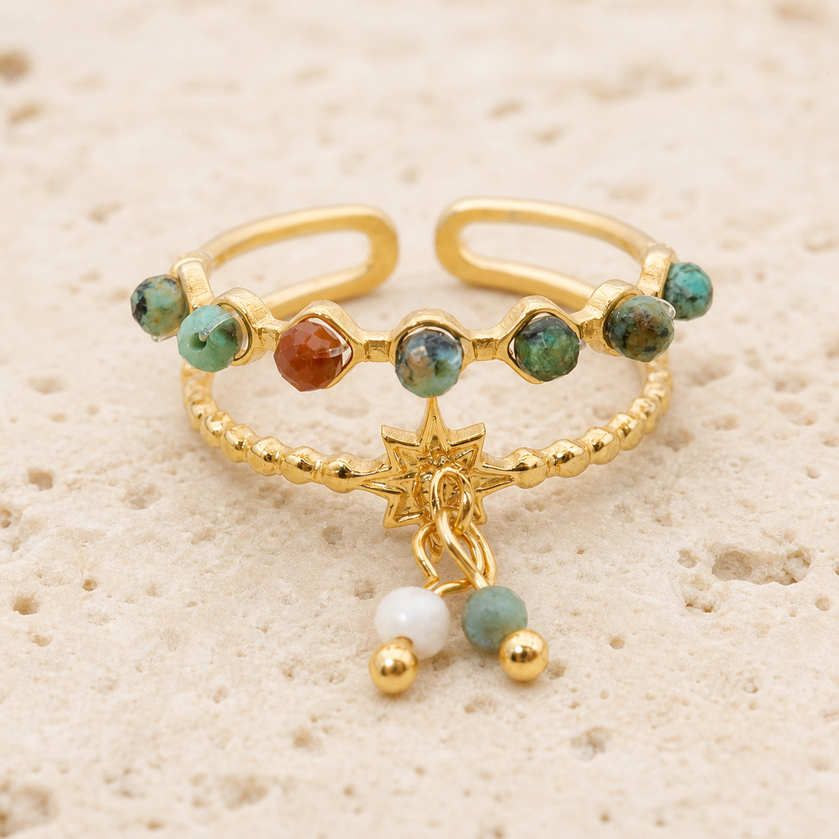 Bague turquoise africaine femme réglable motif étoile vue macro